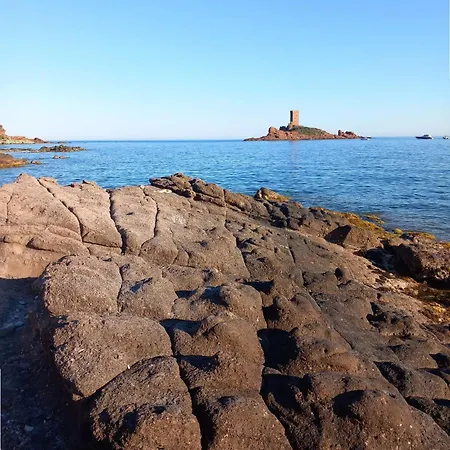 Sr040-a60 Appt 4 Personnes St Raphael * Saint-Raphaël